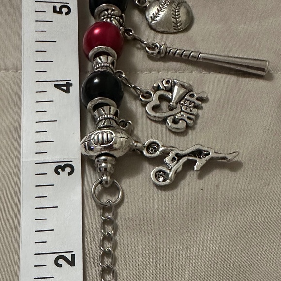 Handmade – NWOT – Sterling silver plated charm bracelet. Red/black beads sporty. - Picture 13 of 16